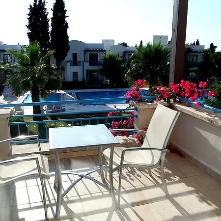 Villa Azelea Poolside Yalikavak